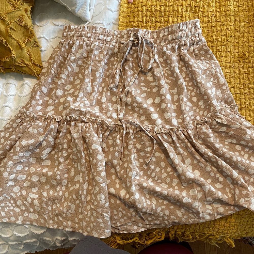 Ruffle skirt